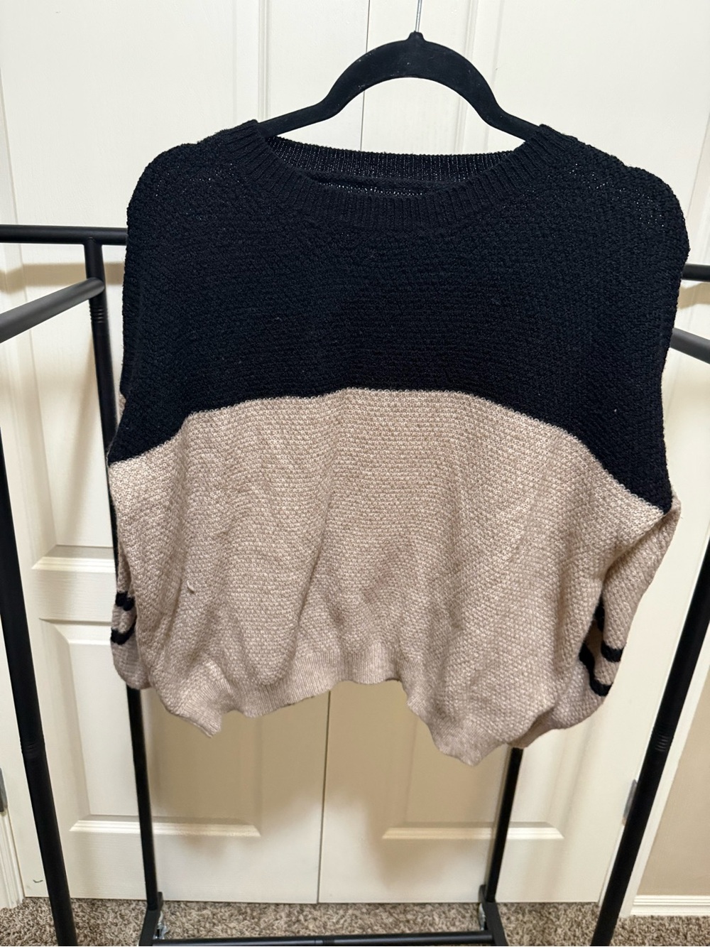 SHEIN Two-Tone Crewneck Sweater in Black and Beige